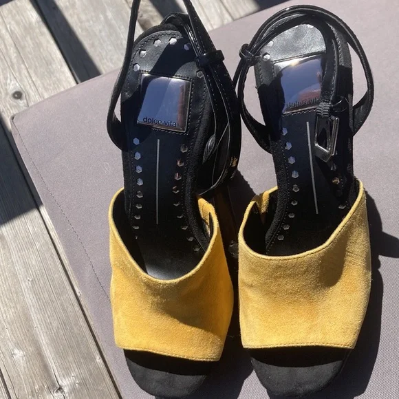 Dolce Viita Platform Heels 🔥 Size 7/12 - Picture 3 of 8